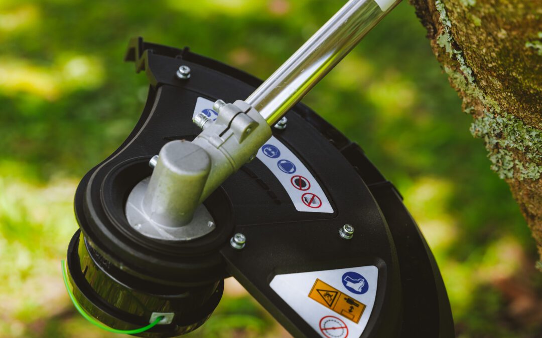 HOW TO: Replace line in a LawnMaster 40V & 58V Lithium Brushcutter